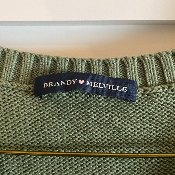 brandy melville green mia sweater vest - Picture 4 of 6